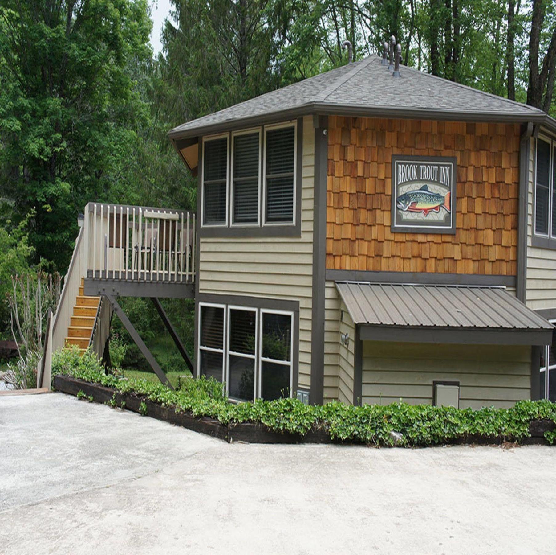 Brook Trout Inn Sapphire Екстериор снимка