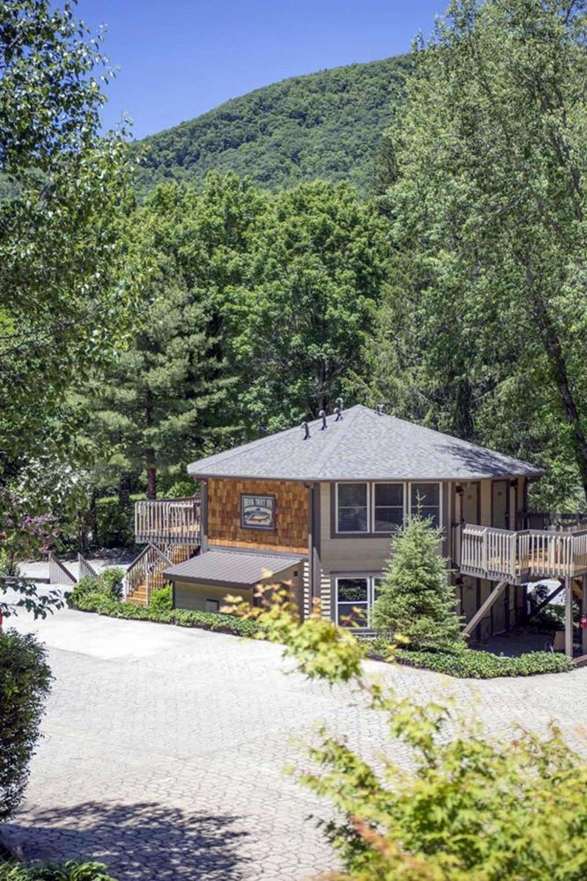 Brook Trout Inn Sapphire Екстериор снимка