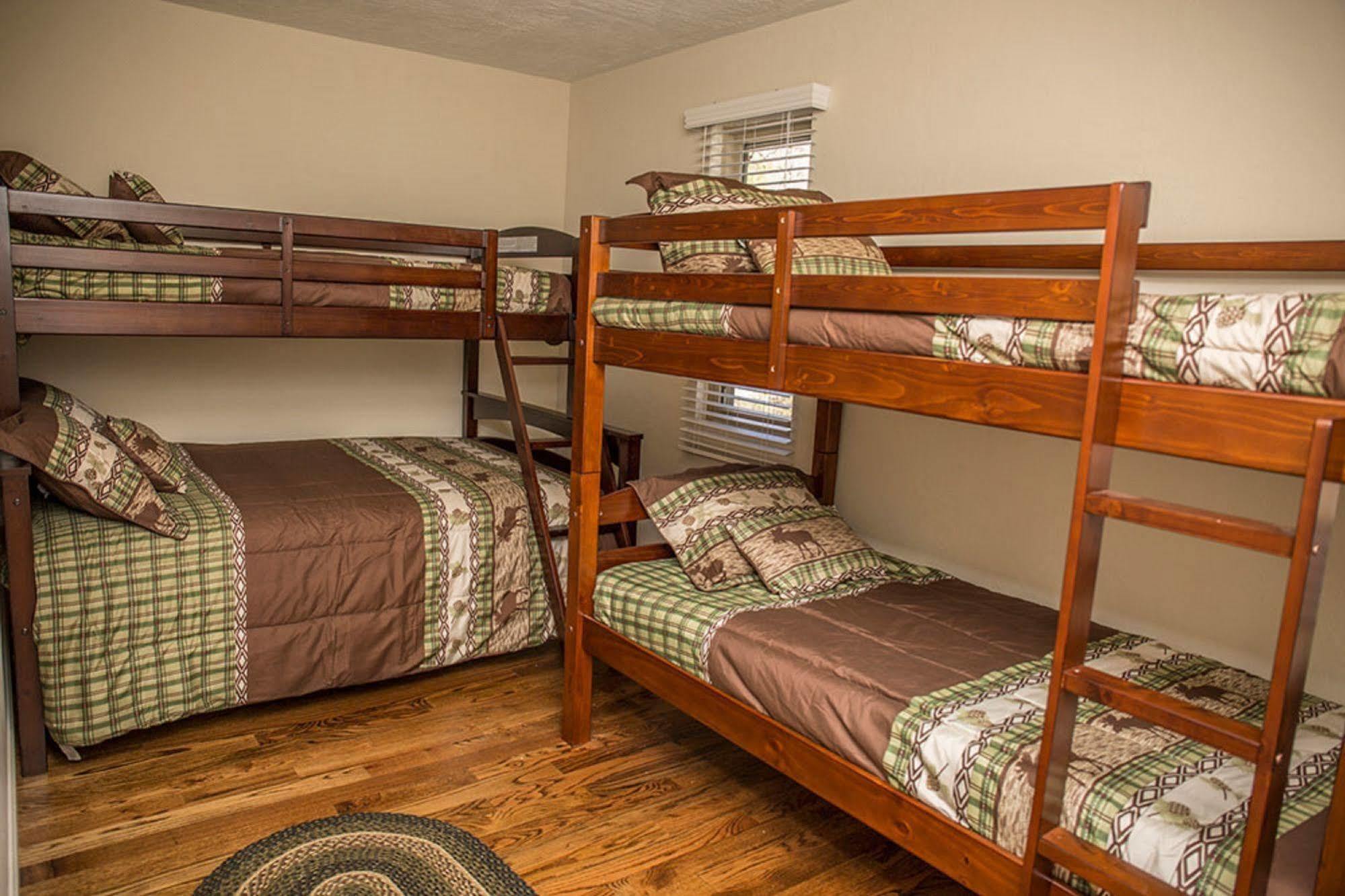 Brook Trout Inn Sapphire Екстериор снимка
