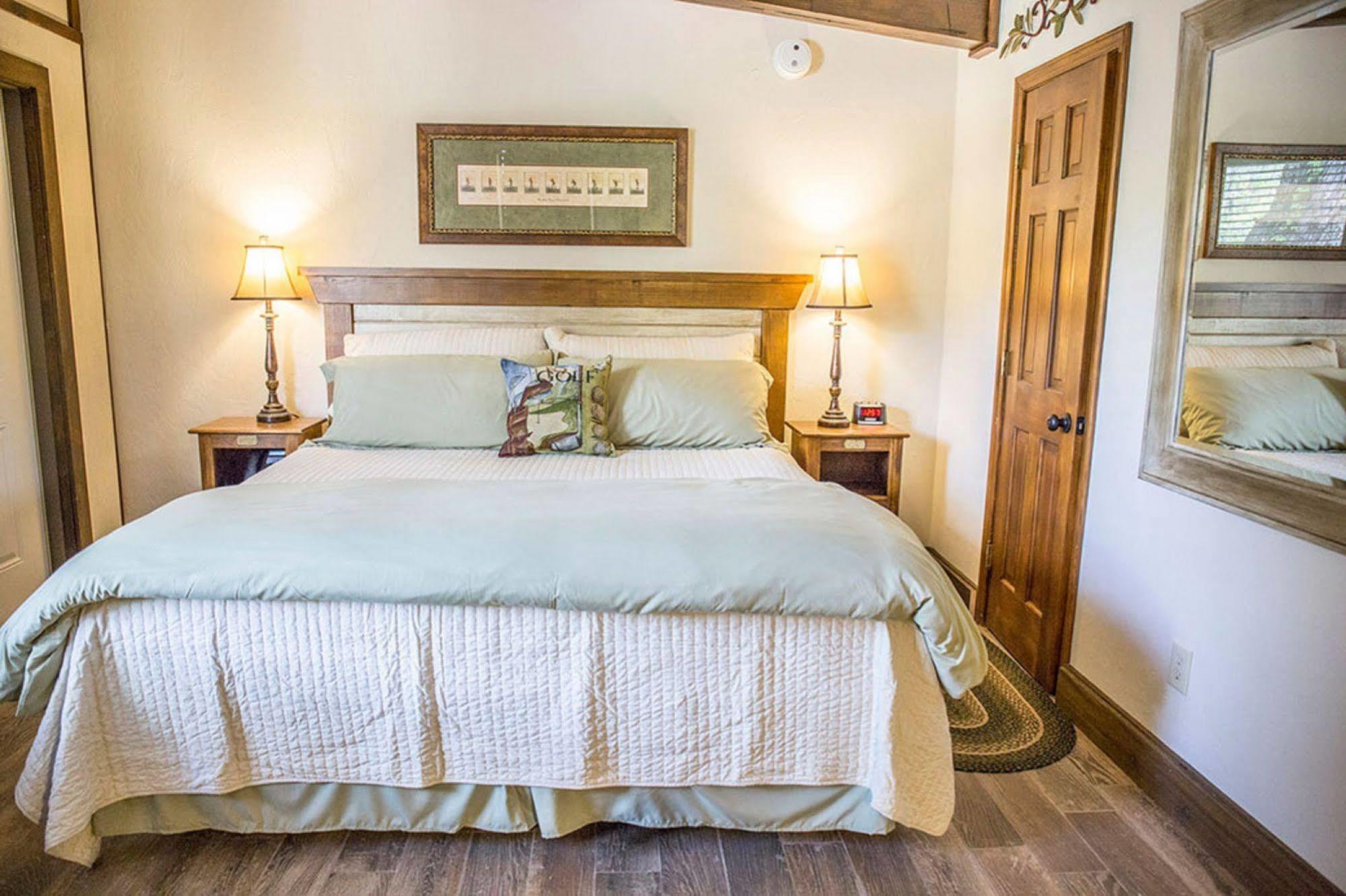 Brook Trout Inn Sapphire Екстериор снимка