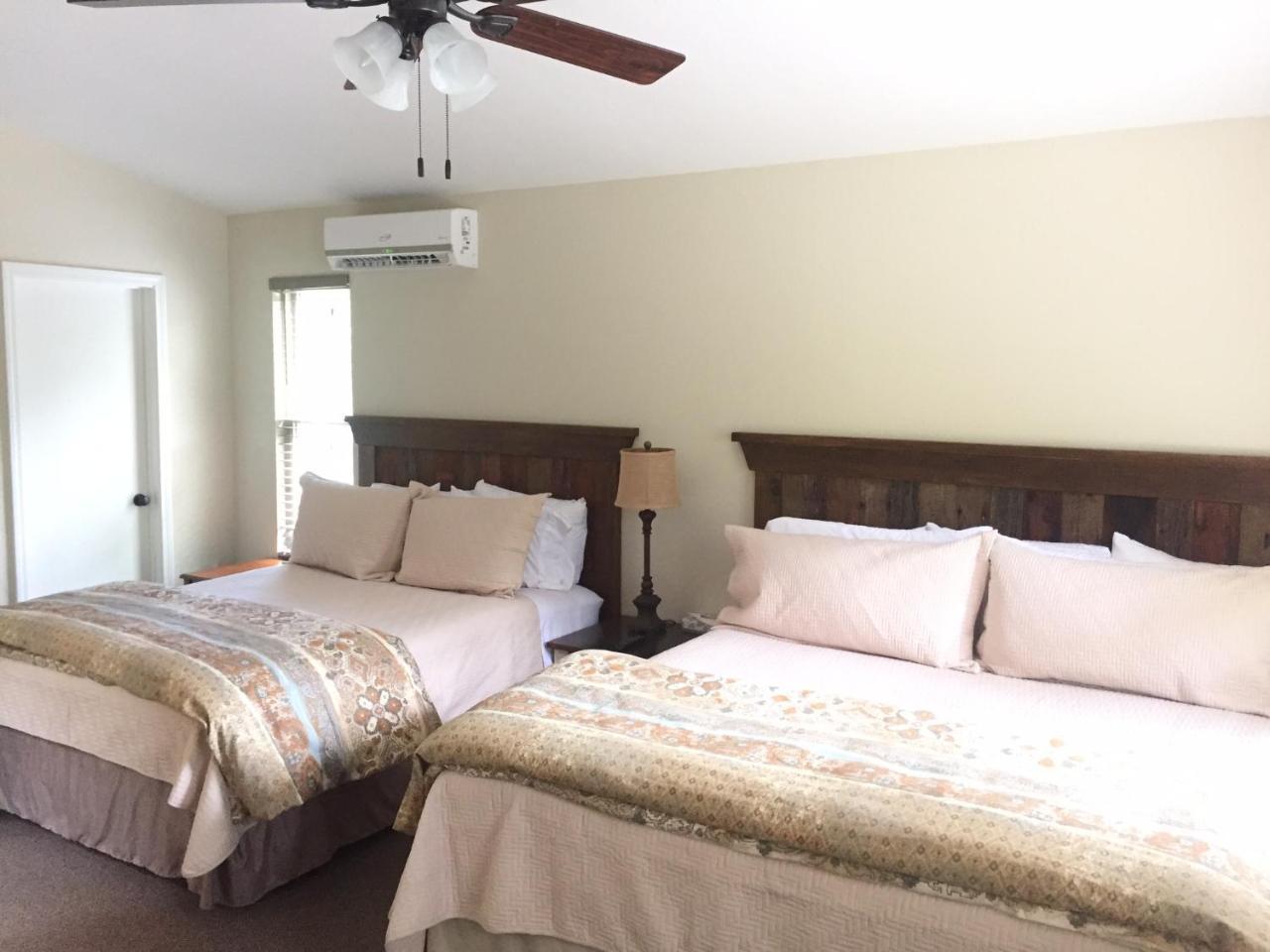 Brook Trout Inn Sapphire Екстериор снимка